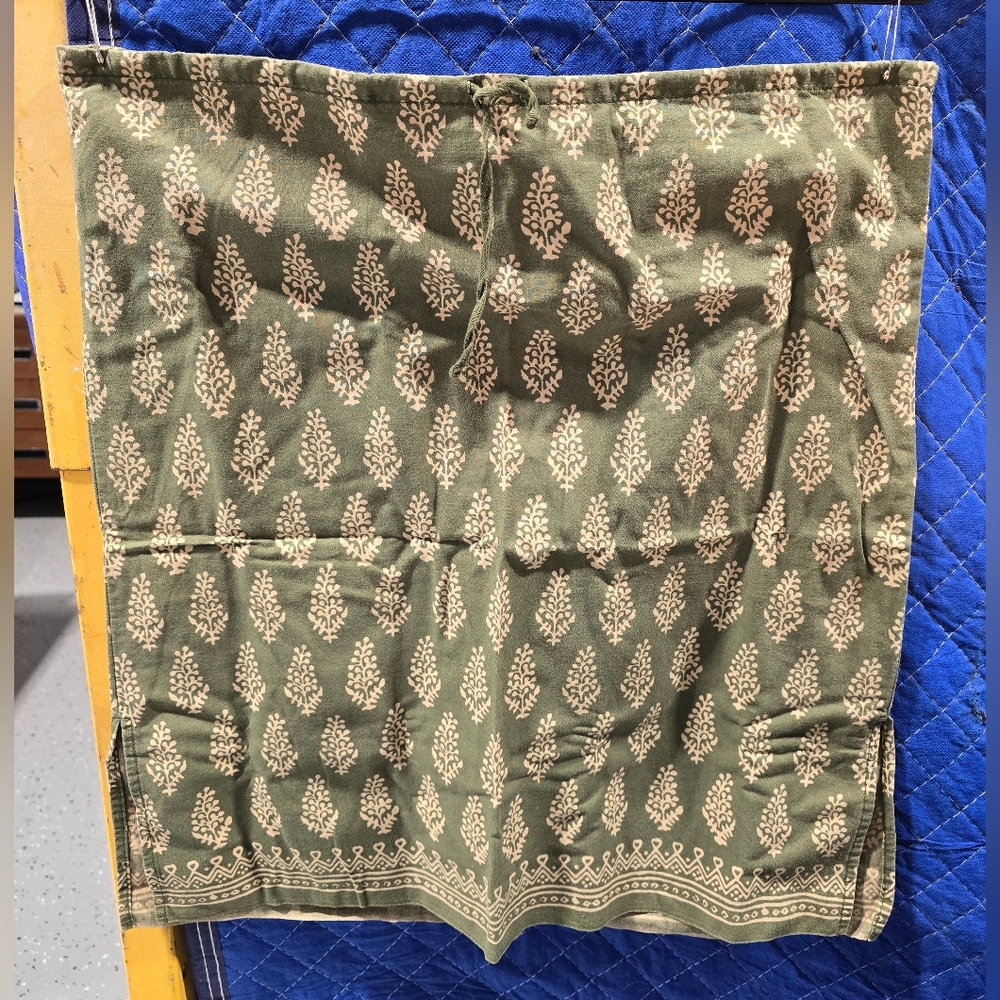 Mossimo Supply Co. Olive Floral Skirt